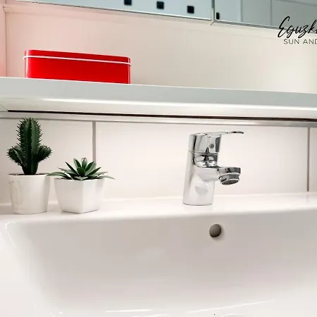 B-rent Eguzkilore Sun & Pool