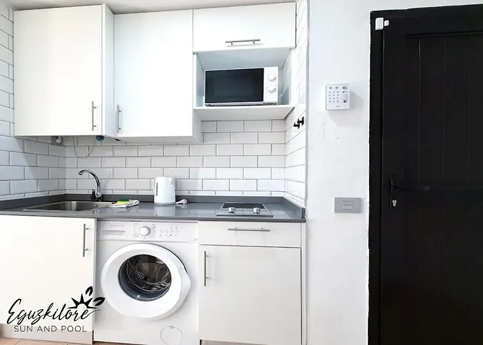 Apartman B-rent Eguzkilore Sun & Pool