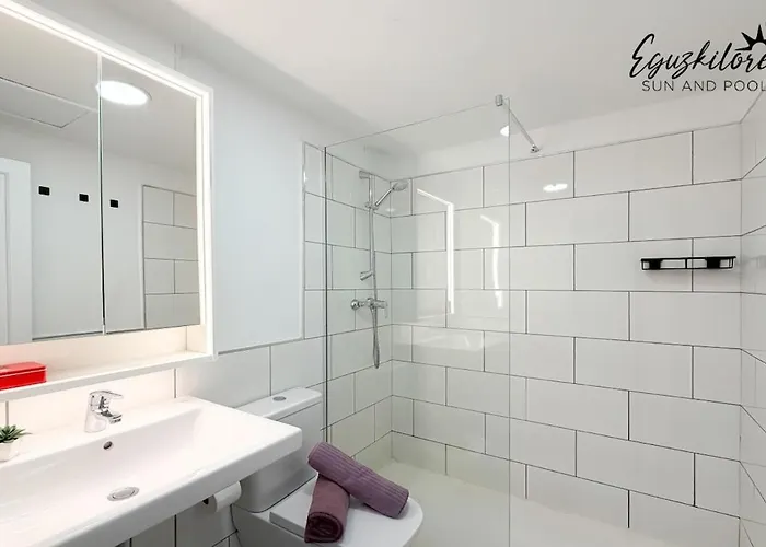 B-rent Eguzkilore Sun & Pool Apartament