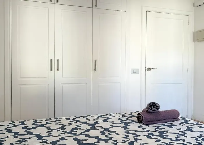 B-rent Eguzkilore Sun & Pool Apartman