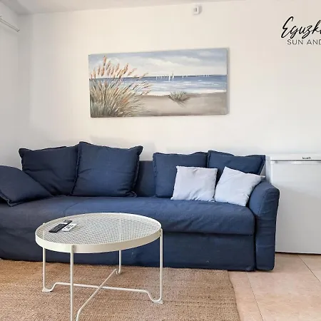 B-rent Eguzkilore Sun & Pool *