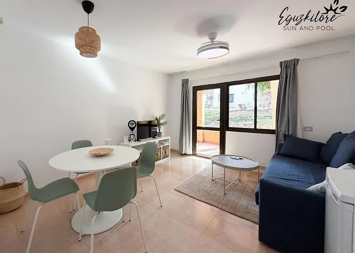 B-rent Eguzkilore Sun & Pool * Corralejo